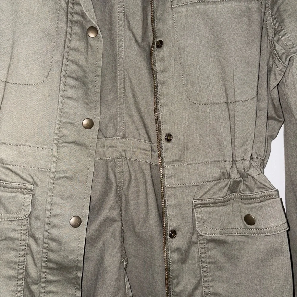 L.L. Bean olive green utility jacket - Picture 5 of 5